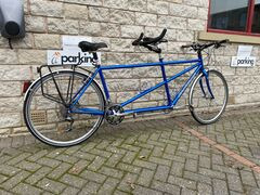 SANTANA Arriva click to zoom image