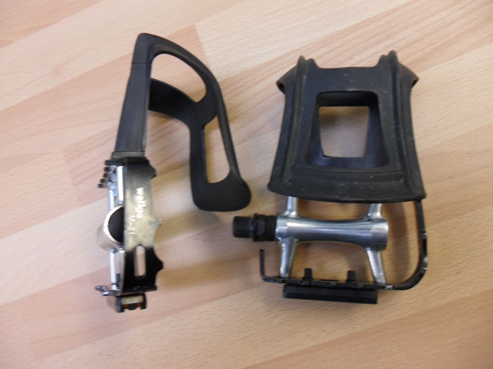 strapless toe clip pedals